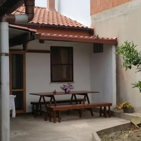 Giuly's House
