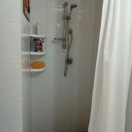 Giuly's House 度假居 *